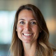 Portrait de Claire Rousseau, Gestion Clientèle Lavage Éclat